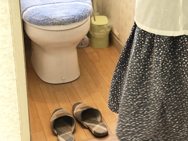 トイレにいる